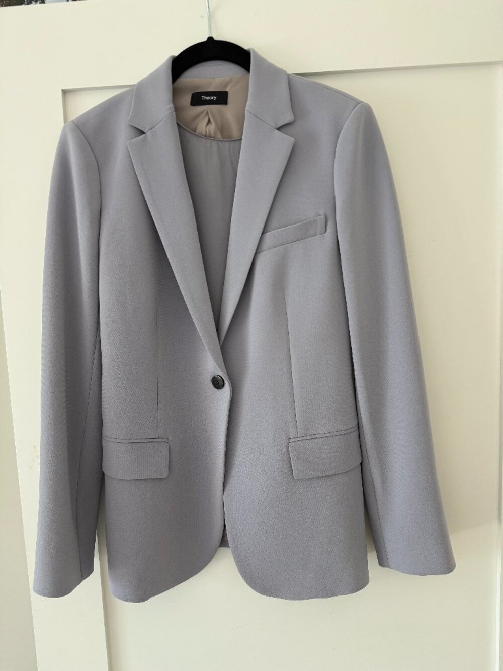 THEORY LAVENDER JACKET (Size 2) WITH LAVENDER SILK UNDERSHIRT (SIZE S)
